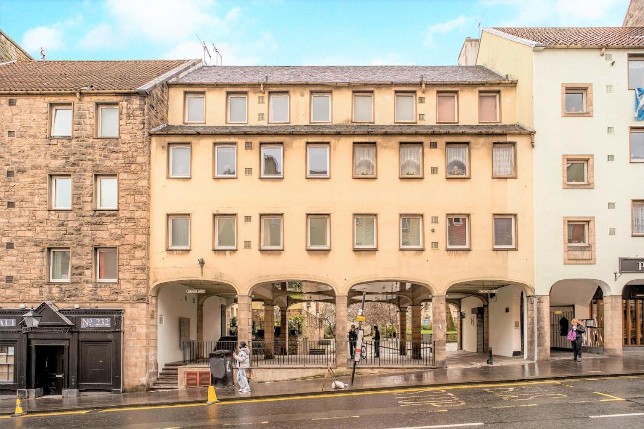 Charming Old Town 2 Bed Apt, 2Mins From Royal Mile, Edinburgh